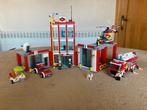Lego brandweerkazerne (complete set + 5 boekjes + doos ), Kinderen en Baby's, Speelgoed | Duplo en Lego, Ophalen of Verzenden