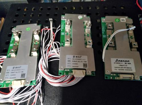 Bms pour batterie l i f e p 0 4    8s/ 24v, Computers en Software, Interne voedingen, Zo goed als nieuw, Ophalen