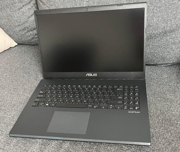 Laptop Asus vivobook 15 i5 processor, Computers en Software, Windows Laptops, Zo goed als nieuw, 8 GB, Qwerty, Ophalen