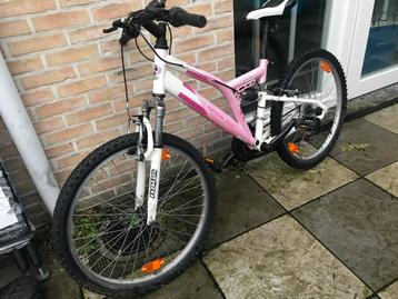 Kinderfiets / Mountainbike – Optim’Alp 24 inch – roze/wit beschikbaar voor biedingen