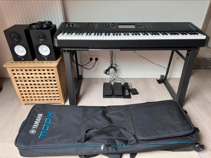 Yamaha MODX8 music synthesizer, Muziek en Instrumenten, Keyboards, Zo goed als nieuw, Yamaha, Ophalen