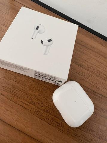 Apple airpods 3the gen beschikbaar voor biedingen