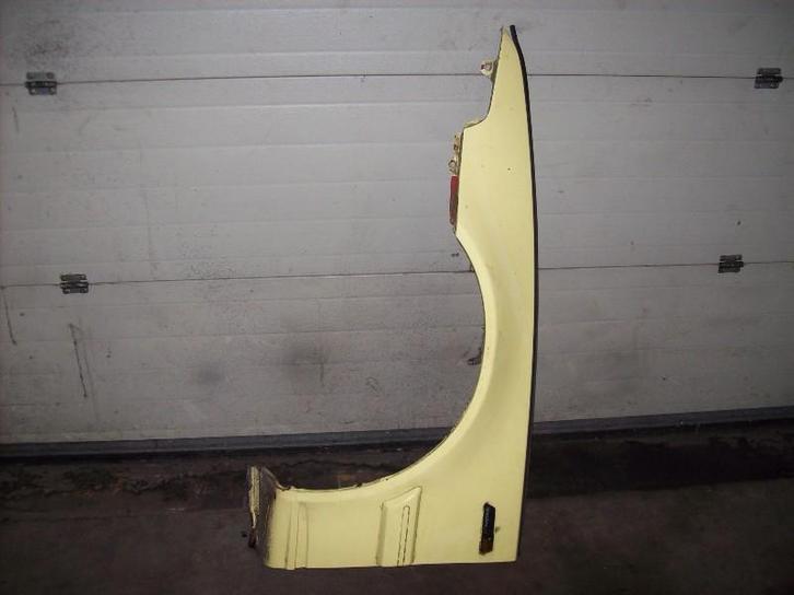 SPATBORD LINKS VOOR Volvo 480 (01-1986/07-1996), Auto-onderdelen, Carrosserie, Spatbord, Volvo, Voor, Links, Gebruikt