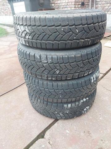 te koop 4x winterbanden vredestein 195/70 15c 104/102r ms, Enlèvement, Pneus hiver