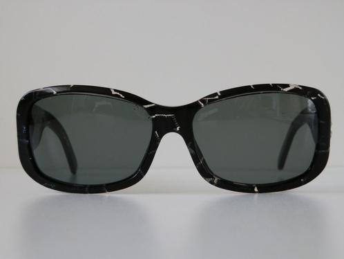 Vogue zonebril. VO 2571 S-B., Handtassen en Accessoires, Zonnebrillen en Brillen | Dames, Zo goed als nieuw, Zonnebril, Overige merken