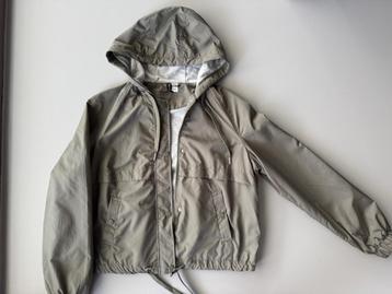 groen winddicht jasje H&M, maat 38 beschikbaar voor biedingen