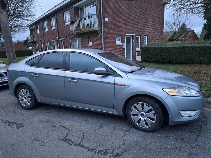 Ford mondeo 1.8 TDCi fulle option, Auto's, Ford, Bedrijf, Mondeo, Radio, Spraakbediening, Diesel, Euro 4, Ophalen