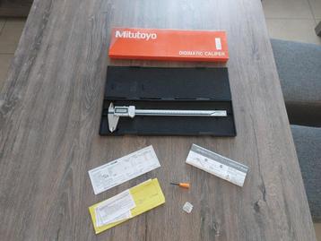NIEUW Digitale Mitutoyo schuifmaat 0-300 mm beschikbaar voor biedingen