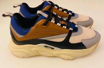Dior B22 schoenen beschikbaar voor biedingen