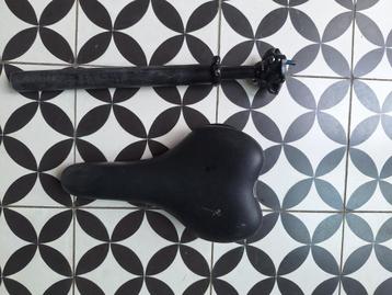 Selle Royal fietsstoeltje en -paal beschikbaar voor biedingen