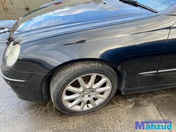 MERCEDES CLK W209 Zwart C197 links voorscherm 2002-2010 beschikbaar voor biedingen