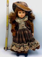 Collectie van 5 porseleinen poppen, Verzamelen, Poppen, Ophalen, Zo goed als nieuw