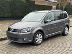 Volkswagen Touran 1.6TDI 7zitplaatsen Parkeersensoren Euro5, Auto's, Volkswagen, Voorwielaandrijving, Euro 5, Zwart, 5 deurs