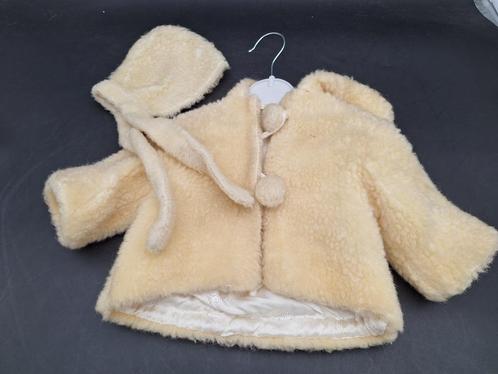oud dik poppen jasje met must, jaren 40, Antiek en Kunst, Curiosa en Brocante, Ophalen of Verzenden
