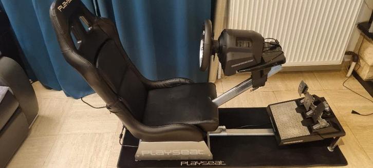 Thrustmaster t-gt + siège playseat, Games en Spelcomputers, Spelcomputers | Sony Consoles | Accessoires, Zo goed als nieuw, PlayStation 4