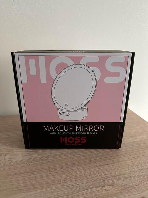 Moss makeup spiegel met LED verlichting en speaker, Handtassen en Accessoires, Uiterlijk | Cosmetica en Make-up, Nieuw, Accessoires