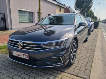 Volkswagen  Passat Hybrid 2020