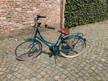 Meisjesfiets beschikbaar voor biedingen