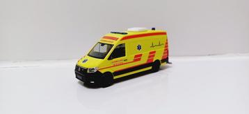 VW Crafter 1/87  Lux ambulance 