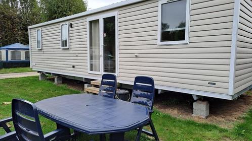 te koop, Vakantie, Campings, Dorp, Aan meer of rivier, Internet, Speeltuin, Tv