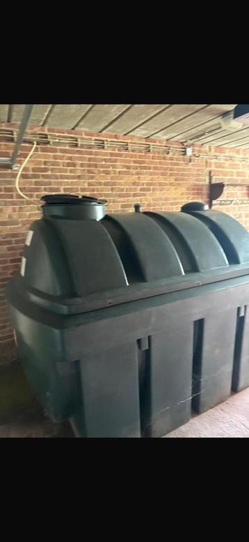 PVC tank – 2500 liter – zo goed als nieuw beschikbaar voor biedingen