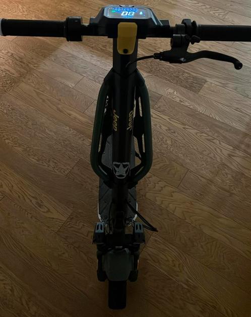 Jeep 2XE Adventurer Elektrische Step Met Richtingaanwijzers, Fietsen en Brommers, Steps, Zo goed als nieuw, Elektrische step (E-scooter)
