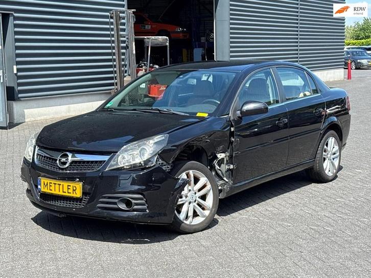 Opel Vectra .2 16V Sedan 4Dr Benzine 2.198cc 108kW (147pk), Autos, Opel, Entreprise, Achat, Vectra, Air conditionné, Ordinateur de bord