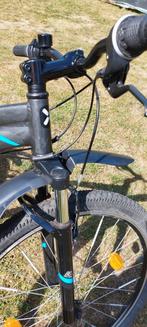 mountainbike decathlon goed onderhouden, geen roest, Fietsen en Brommers, Fietsen | Crossfietsen en BMX, Ophalen, Zo goed als nieuw
