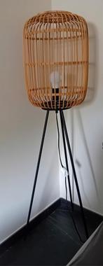 Staanlamp/vloerlamp, Huis en Inrichting, Lampen | Vloerlampen, Ophalen, 100 tot 150 cm, Boho/ landelijk/modern, Zo goed als nieuw