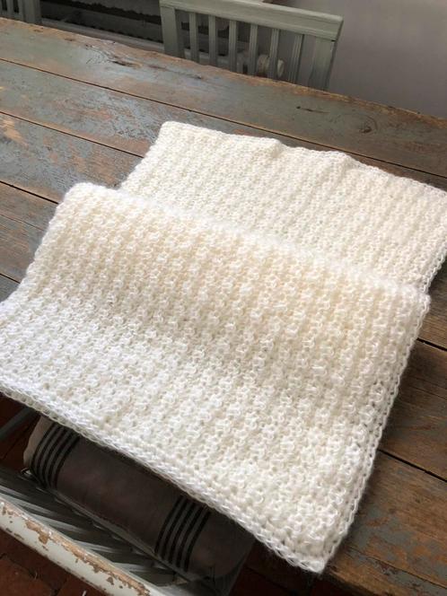 NIEUW HANDGEMAAKT BABYDEKEN DOEK WIKKELDOEK SPREI WIEG WOL, Kinderen en Baby's, Dekens, Slaapzakjes en Inbakerproducten, Nieuw