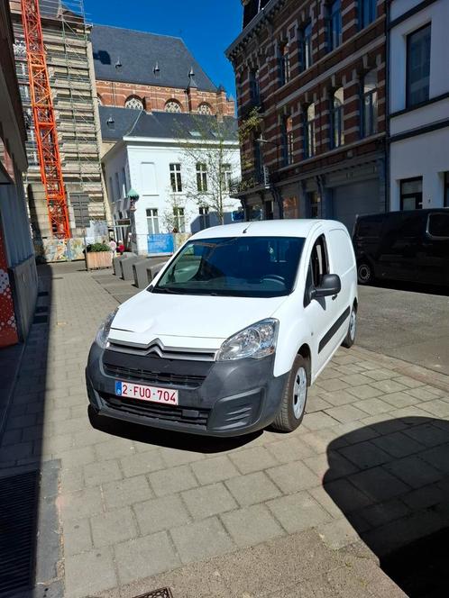 Berlingo lichte vracht bj 2017, Auto's, Citroën, Particulier, Berlingo, Cruise Control, Trekhaak, Diesel, Euro 6, Handgeschakeld