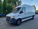 Mercedes Sprinter 317 CDI Navi Mbux Stoelverw L2 H2 2023, Auto's, 4 cilinders, Zwart, Mercedes-Benz, 5 deurs