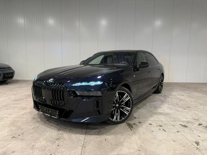i7 xdrive 60, Autos, BMW, Entreprise, i7, Toit panoramique, Cuir, Enlèvement