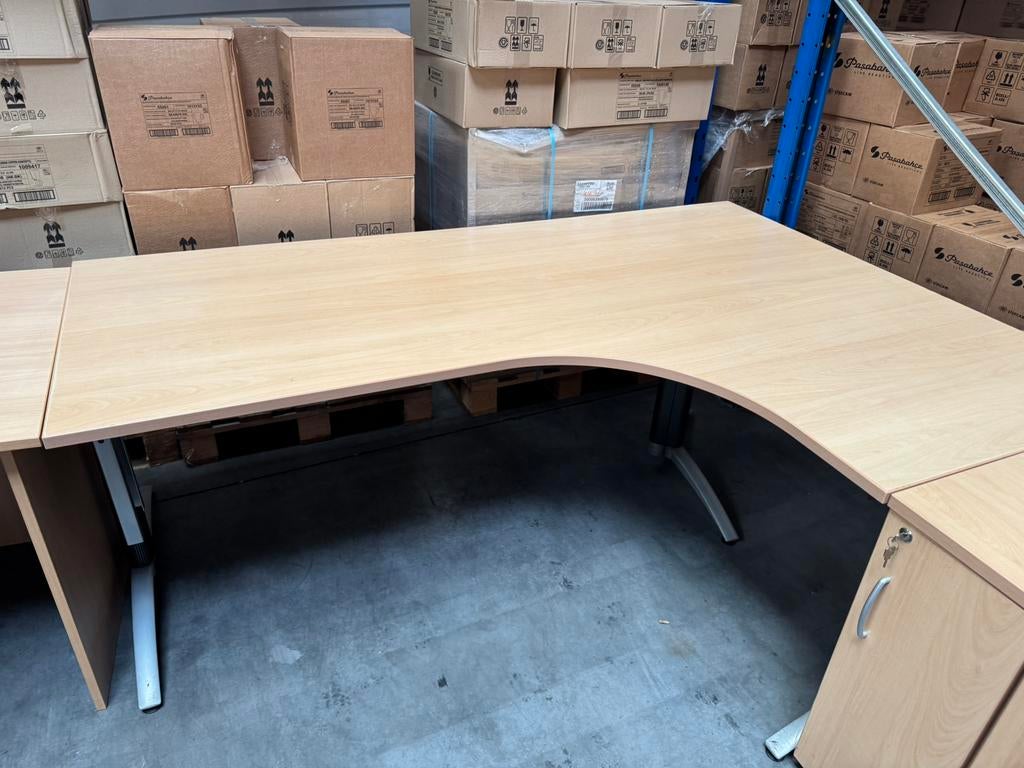 Hoek bureau, Huis en Inrichting, Ophalen, Zo goed als nieuw, Hoekbureau