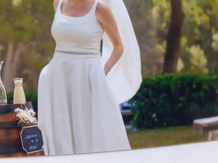 Charmante witte bruidsjurk met lange rok, Kleding | Dames, Trouwkleding en Trouwaccessoires, Zo goed als nieuw, Trouwjurk, Wit