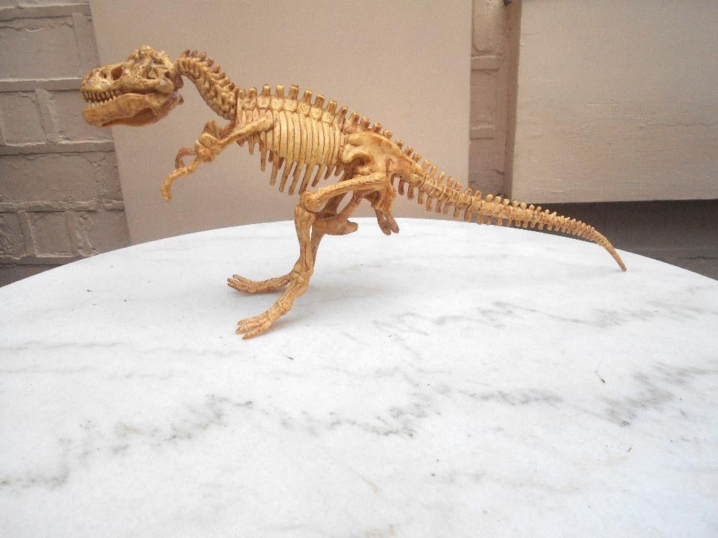 tyrannosaure en resine, Enlèvement ou Envoi, Utilisé, Animal