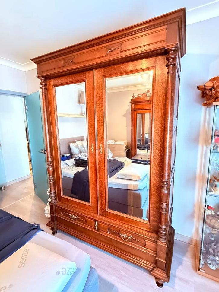 Antieke Eiken Kleerkast met Dubbele Spiegel, Antiek en Kunst, Antiek | Meubels | Kasten, Ophalen