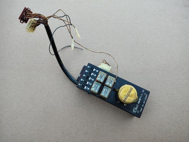 Play Me / Unit Rowe-AMi MM1 (1967) jukebox, Verzamelen, Automaten | Jukeboxen, Ami, Verzenden