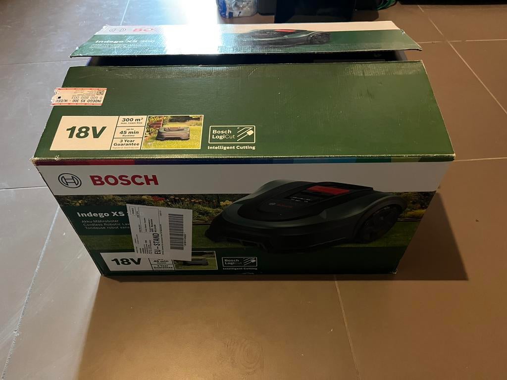Bosch robotmaaier indego xs300, Ophalen, Nieuw, 20 tot 25 cm