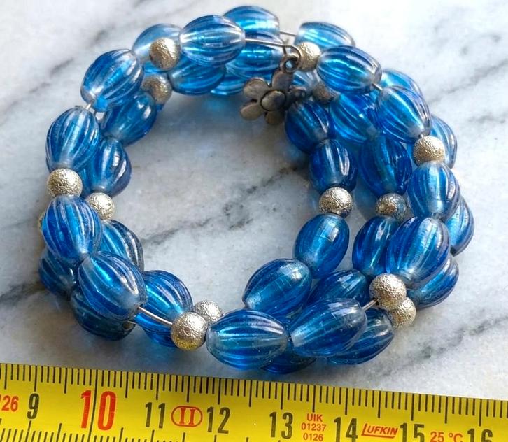 lot kralen blauw ovaal en zilver sparkle mix +- 65, Hobby en Vrije tijd, Kralen en Sieraden maken, Nieuw, Kraal, Ophalen of Verzenden