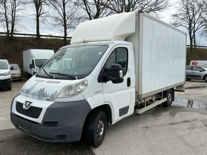 Peugeot Boxer Box truck avec hayon arrière, Autos, Camionnettes & Utilitaires, Entreprise, Peugeot, Diesel, Euro 4, Boîte manuelle
