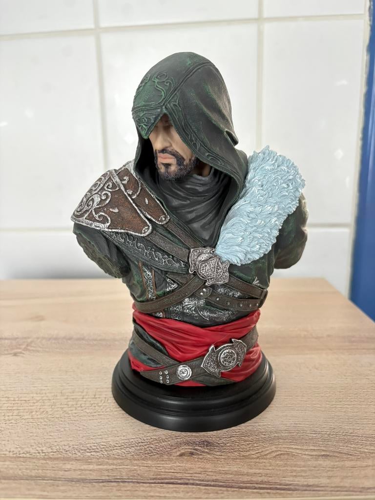 Assasin’s Creed Ezio Mentor Legacy Collection, Collections, Statues & Figurines, Comme neuf, Fantasy, Enlèvement