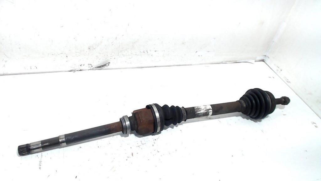 Aandrijfas rechts voor Citroën DS3, Onderdelen@venauto.nl, Van der Ven Autorecycling B.V., Ettenseweg 76, 4706 PB Roosendaal, The Netherlands