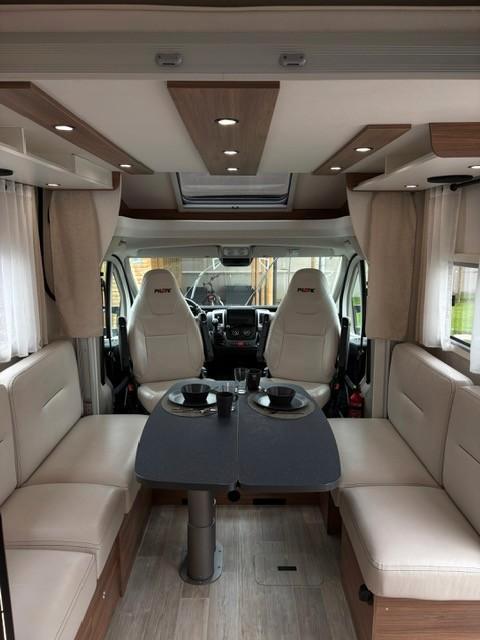 Pilote, Caravans en Kamperen, Mobilhomes, Particulier, tot en met 4, Half-integraal, Pilote, Overige merken, Diesel, Handgeschakeld