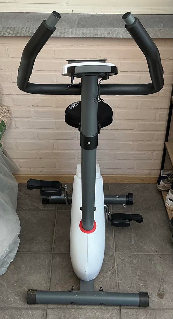 équipement de fitness, Sports & Fitness, Enlèvement ou Envoi, Jambes, Comme neuf, Vélo d'appartement