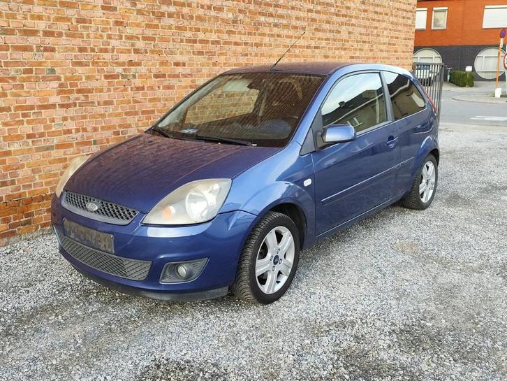 Ford fiesta boîte automatique 2008, Autos, Ford, Entreprise, Fiësta, Air conditionné, Essence, Automatique, Enlèvement