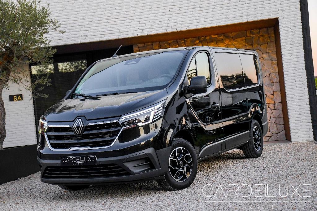 RENAULT Trafic 2.0 AUT. L1H1|VOLLEDER COGNAC|NAVI|CAMERA|LED, 1998 cc, 4 cilinders, Zwart, Leder