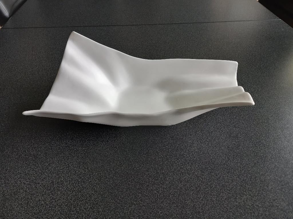 Schaal, Huis en Inrichting, Woonaccessoires | Schalen en Manden, Nieuw, Schaal, Overige vormen, Porselein of Keramiek, Ophalen of Verzenden