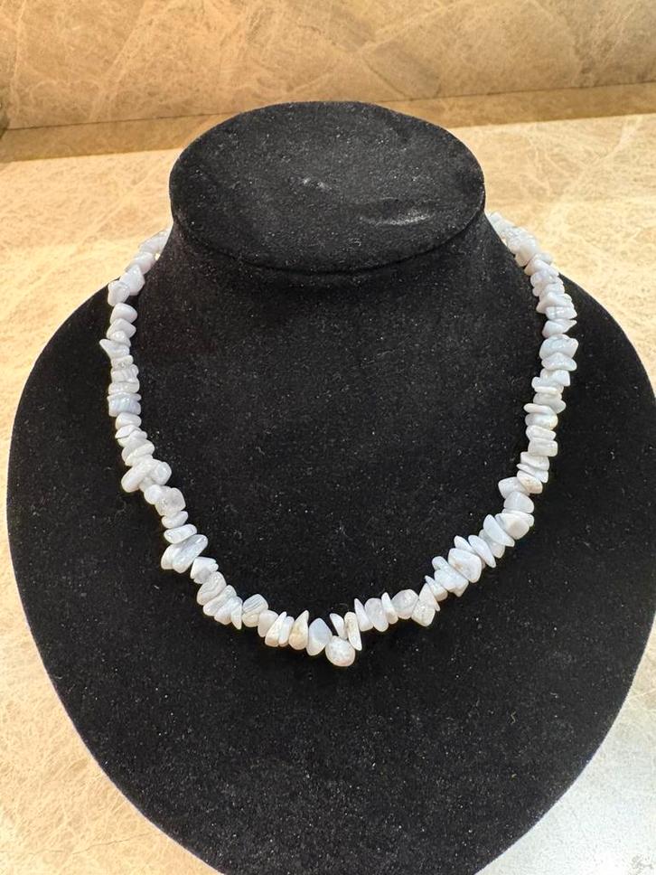 4 chaînes, Bijoux, Sacs & Beauté, Colliers, Comme neuf, Pierre ou Minéral, Autres couleurs, Avec strass, Enlèvement ou Envoi