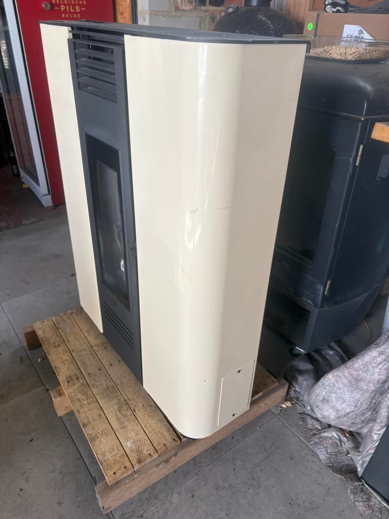 Pelletkachel, Huis en Inrichting, Ophalen, Gebruikt, Overige brandstoffen, Pelletkachel